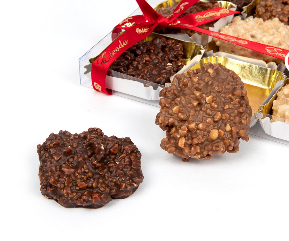 Caja de roquitas de chocolate con almendra